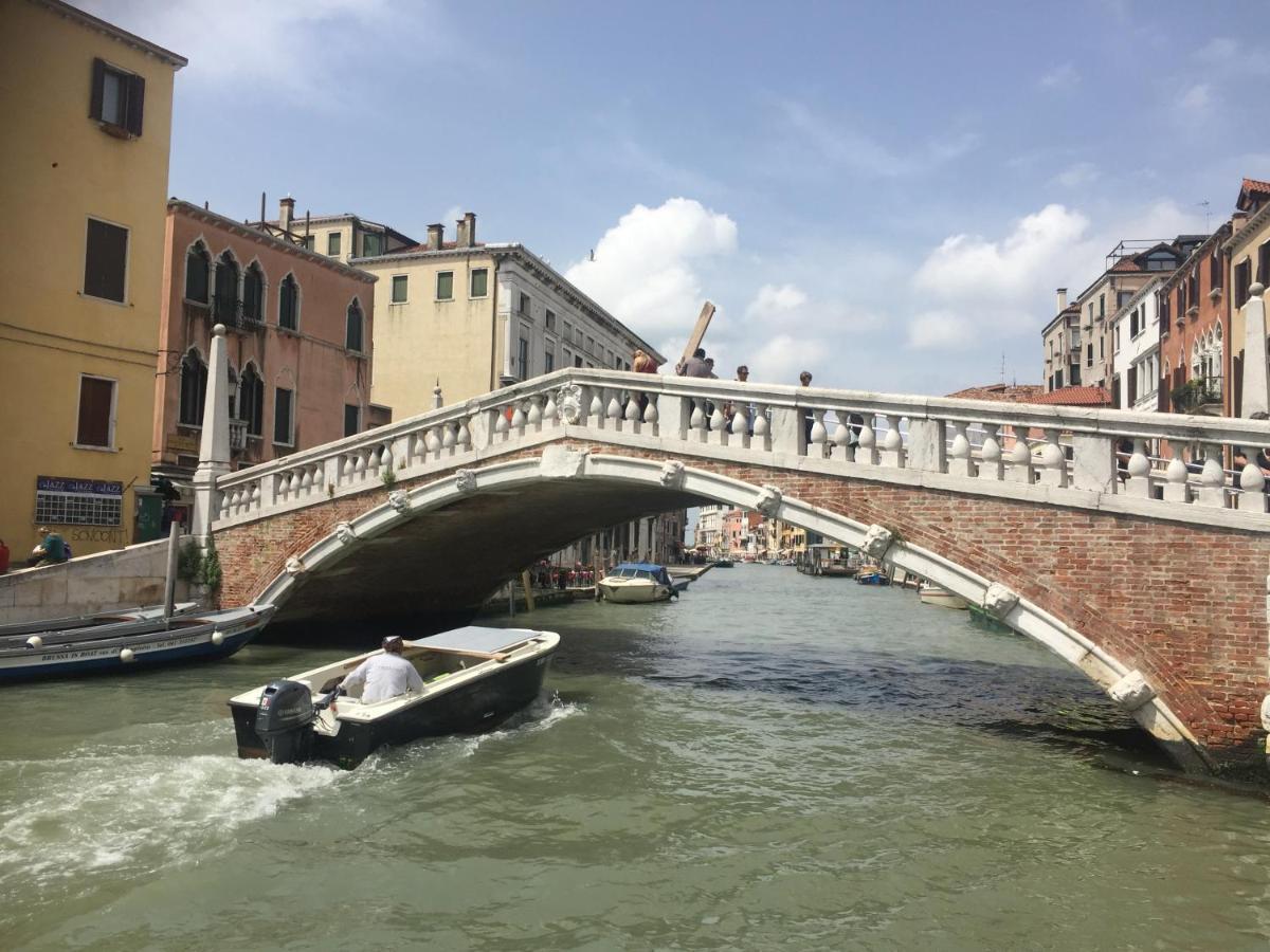 Mori 1 Con Bella Vista Nuovo Appartamento Venezia Esterno foto