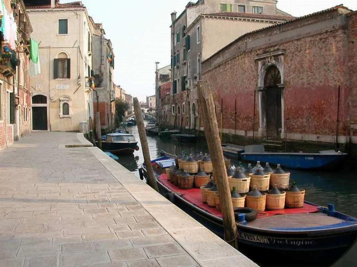 Mori 1 Con Bella Vista Nuovo Appartamento Venezia Esterno foto