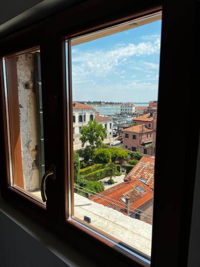 Mori 1 Con Bella Vista Nuovo Appartamento Venezia Esterno foto
